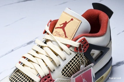 Hyperoad AIR JORDAN 4 1212